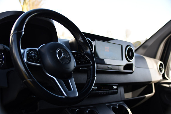 Mercedes-Benz Sprinter 317 1.9 CDI L2H1 RWD Edition Black 360 Camera, Cruise, Carplay, LED, 10,5'' Mbux, Automaat, Trekhaak, Leder, 170pk, Uniek!