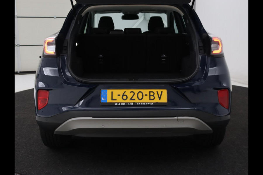 Ford Puma 1.0 EcoBoost Hybrid Titanium | Panoramadak | Stoelverwarming | Adaptive cruise | Camera | Carplay | Full LED | Stuurverwarming | Side Assist | Navigatie | Parkeerhulp | Climate control