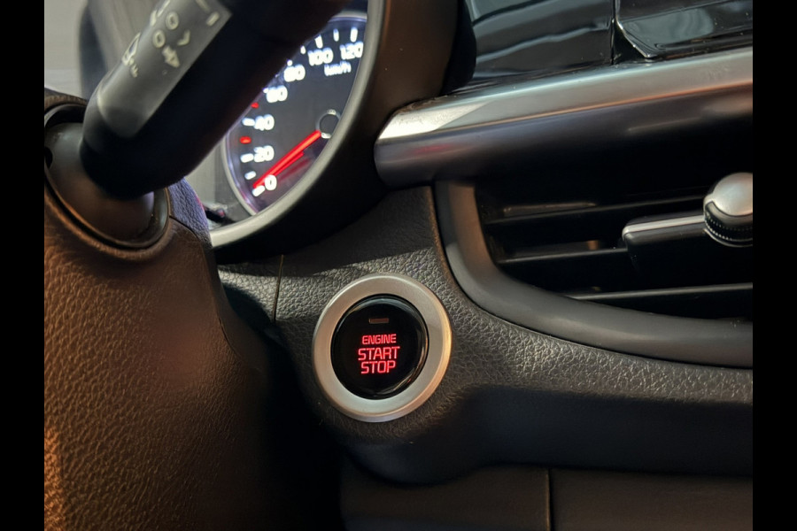 Kia Picanto 1.2 GT-Line | Camera | CarPlay | Leder | Stuurverwarming | Cruise | LED