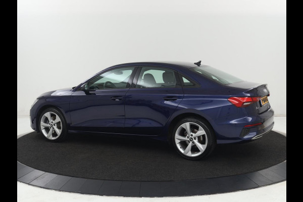 Audi A3 30 TFSI Advanced edition | Stoelverwarming | Adaptive cruise | Keyless | Camera | Carplay | Audi Sound | Full LED | Climate control | Virtual Cockpit | Parkeerhulp