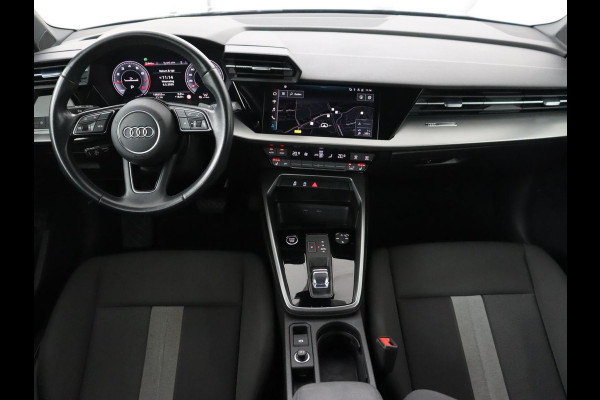 Audi A3 30 TFSI Advanced edition | Stoelverwarming | Adaptive cruise | Keyless | Camera | Carplay | Audi Sound | Full LED | Climate control | Virtual Cockpit | Parkeerhulp