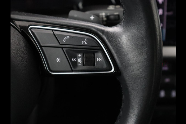 Audi A3 30 TFSI Advanced edition | Stoelverwarming | Adaptive cruise | Keyless | Camera | Carplay | Audi Sound | Full LED | Climate control | Virtual Cockpit | Parkeerhulp