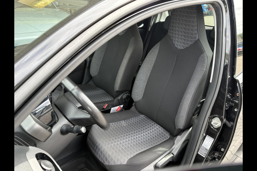 Peugeot 108 1.0 e-VTi Allure 72pk | LM Velgen | Carplay | Airco | 5-deurs |