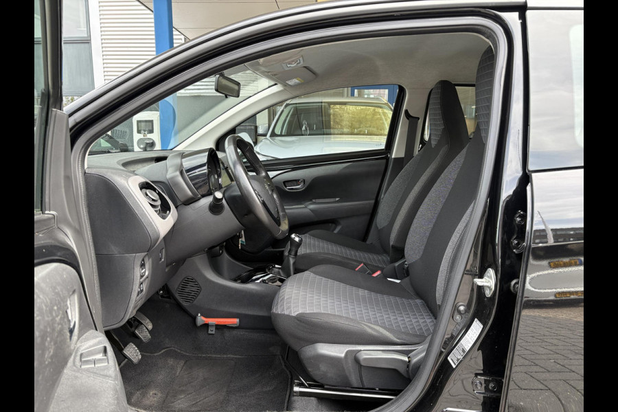 Peugeot 108 1.0 e-VTi Allure 72pk | LM Velgen | Carplay | Airco | 5-deurs |