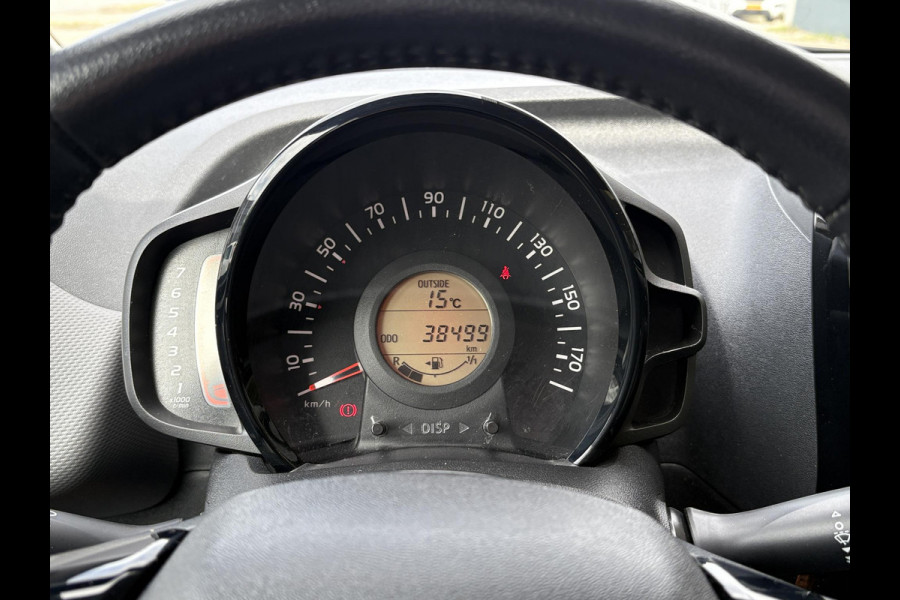 Peugeot 108 1.0 e-VTi Allure 72pk | LM Velgen | Carplay | Airco | 5-deurs |