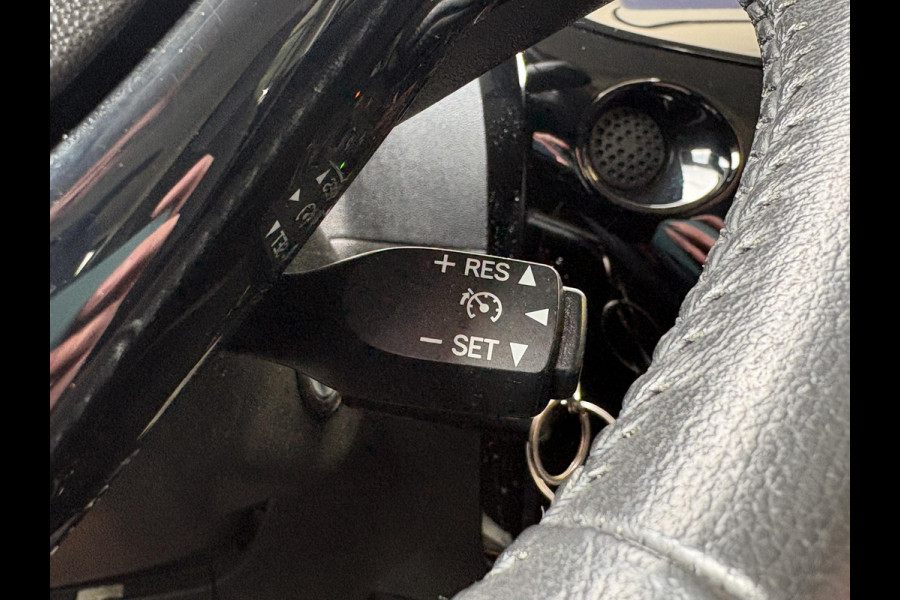 Peugeot 108 1.0 e-VTi Allure 72pk | LM Velgen | Carplay | Airco | 5-deurs |