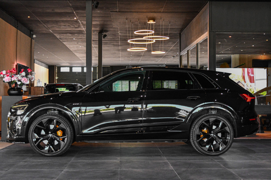 Audi e-tron 50 quattro 3x S-Line 71 kWh, RS stoelen, Luchtvering, Pano, Night Vision, Virtual Mirrors, B&O, HUD, Memory, 23"!