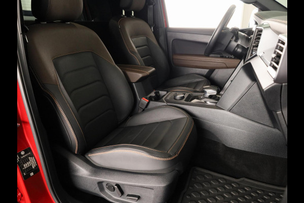 Volkswagen Amarok 3.0 TDI 4Motion Single cab Pan Americana 240 PK Automaat | Lederen bekleding | Trekhaak | Rolhoes |