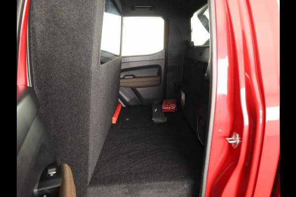 Volkswagen Amarok 3.0 TDI 4Motion Single cab Pan Americana 240 PK Automaat | Lederen bekleding | Trekhaak | Rolhoes |