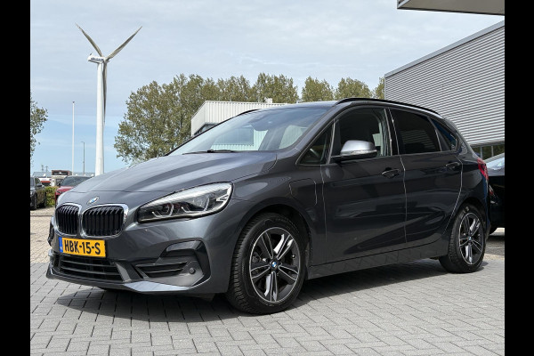 BMW 2 Serie Active Tourer 225xe iPerformance Executive | 225pk PHEV | Stoelverwarming | Camera | LED | Cruise Control |