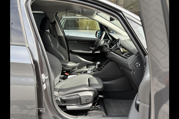 BMW 2 Serie Active Tourer 225xe iPerformance Executive | 225pk PHEV | Stoelverwarming | Camera | LED | Cruise Control |