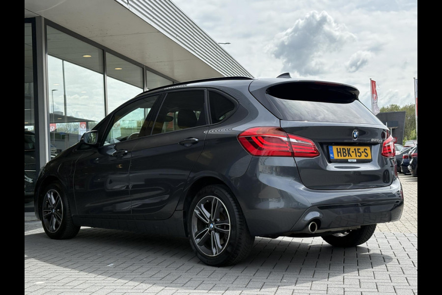 BMW 2 Serie Active Tourer 225xe iPerformance Executive | 225pk PHEV | Stoelverwarming | Camera | LED | Cruise Control |