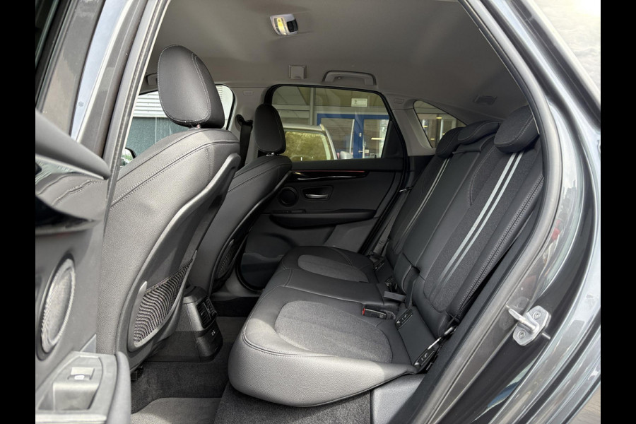 BMW 2 Serie Active Tourer 225xe iPerformance Executive | 225pk PHEV | Stoelverwarming | Camera | LED | Cruise Control |