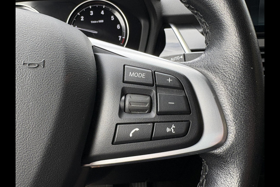 BMW 2 Serie Active Tourer 225xe iPerformance Executive | 225pk PHEV | Stoelverwarming | Camera | LED | Cruise Control |