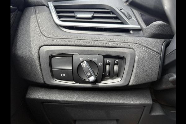 BMW 2 Serie Active Tourer 225xe iPerformance Executive | 225pk PHEV | Stoelverwarming | Camera | LED | Cruise Control |