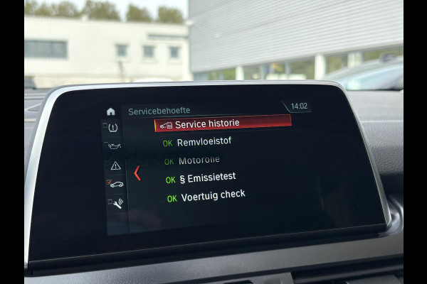 BMW 2 Serie Active Tourer 225xe iPerformance Executive | 225pk PHEV | Stoelverwarming | Camera | LED | Cruise Control |