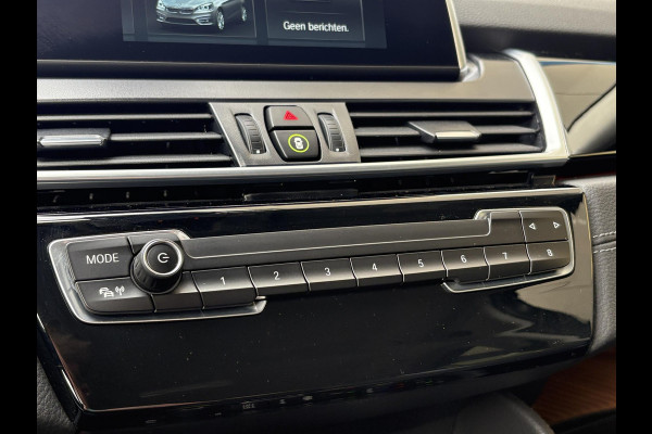 BMW 2 Serie Active Tourer 225xe iPerformance Executive | 225pk PHEV | Stoelverwarming | Camera | LED | Cruise Control |