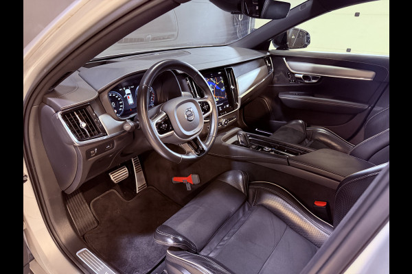 Volvo V90 2.0 B4 R-Design | Panoramadak | Elektr. trekhaak | Head-Up | Camera | Harman Kardon | Adaptive cruise | Dealer onderhouden