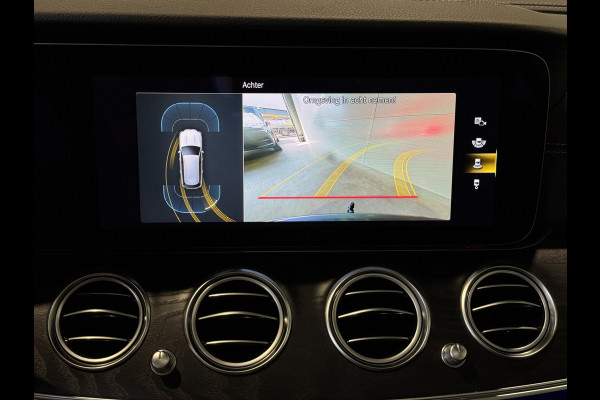 Mercedes-Benz E-Klasse Estate 300 e AMG | Pano | Trekhaak | Carplay | Sfeerverlichting | Camera | Dodehoek | 1e eigenaar