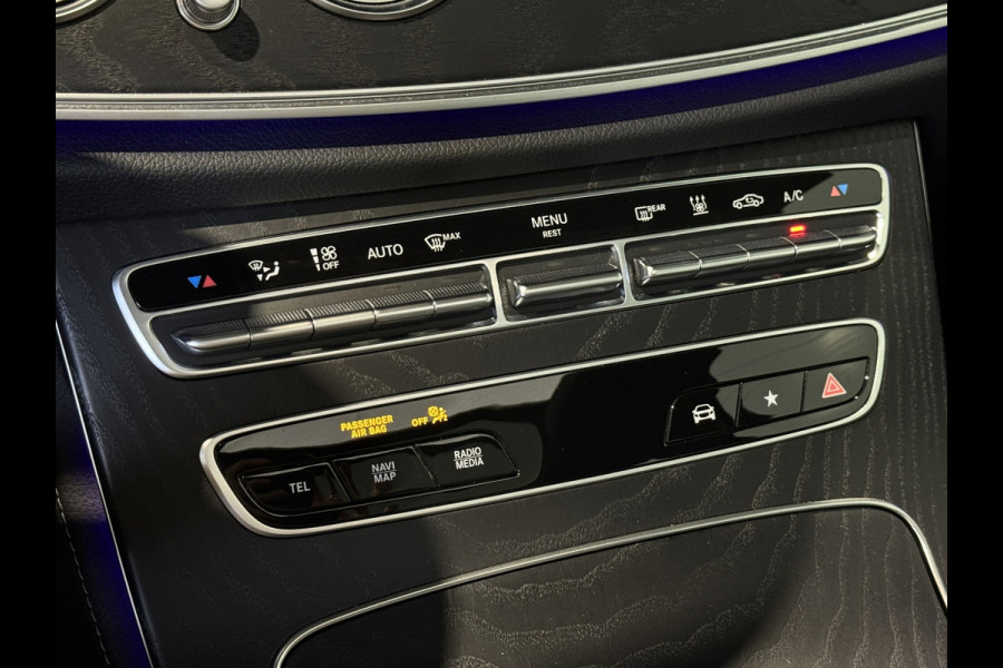Mercedes-Benz E-Klasse Estate 300 e AMG | Pano | Trekhaak | Carplay | Sfeerverlichting | Camera | Dodehoek | 1e eigenaar