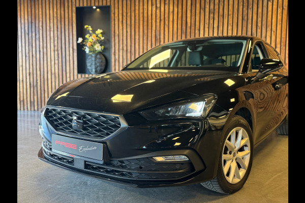 Seat Leon Sportstourer 1.0 eTSI Style Business Intense / Carplay / Sfeerverlichting / Cruise control / Parkeersensoren