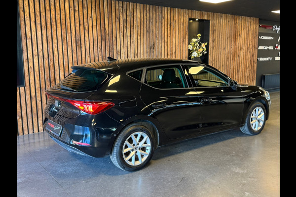 Seat Leon Sportstourer 1.0 eTSI Style Business Intense / Carplay / Sfeerverlichting / Cruise control / Parkeersensoren
