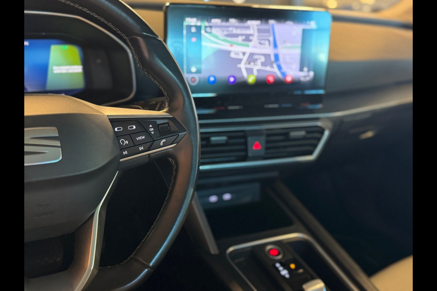 Seat Leon Sportstourer 1.0 eTSI Style Business Intense / Carplay / Sfeerverlichting / Cruise control / Parkeersensoren