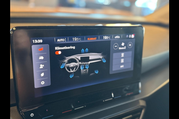 Seat Leon Sportstourer 1.0 eTSI Style Business Intense / Carplay / Sfeerverlichting / Cruise control / Parkeersensoren