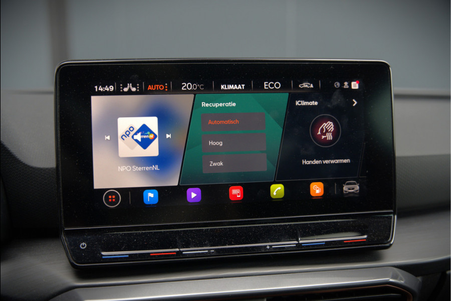 CUPRA Leon 1.4 e-Hybrid VZ Copper Edition | Panoramadak | Stoelverwarming | Stuurverwarming | Kuipstoelen | Camera | Adaptive Cruise Control | Keyless | Ambiance Verlichting | Apple Carplay |