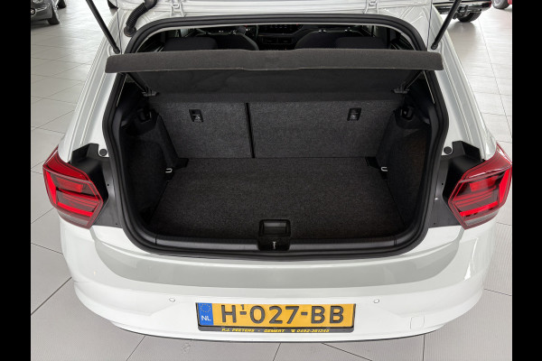Volkswagen Polo 1.0 TSI Highline Airco - Apple carplay - Navigatie - Parkeersensoren - Parkeer assistent - Cruise control - Licht metalen velgen 16 inch - Lederen versnellingspook - Bluetooth - Led verlichting - Radio - Start/stop systeem - Stuur leder - Stuur multifunctioneel - Elektrische ramen
