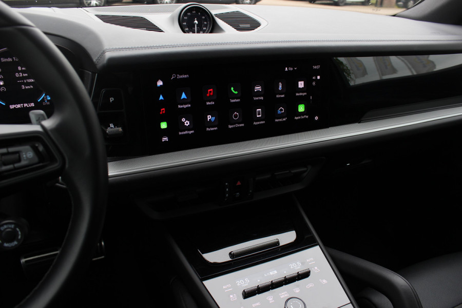 Porsche Cayenne 3.0 S E-Hybrid 519pk / Trekhaak / Panoramadak / 360Camera / Head-up / Achterasbesturing / Bose / 21'' / Luchtvering / Adaptieve Stoelen / Sportdesign+Chrono / Sportuiltaat / Stoelventilatie / Stoelverwarming 4x /