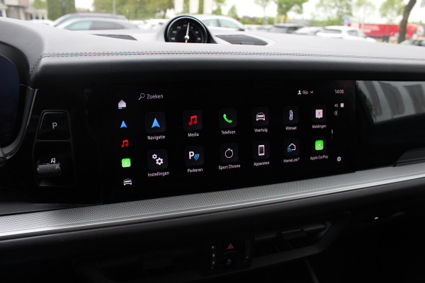 Porsche Cayenne 3.0 S E-Hybrid 519pk / Trekhaak / Panoramadak / 360Camera / Head-up / Achterasbesturing / Bose / 21'' / Luchtvering / Adaptieve Stoelen / Sportdesign+Chrono / Sportuiltaat / Stoelventilatie / Stoelverwarming 4x /