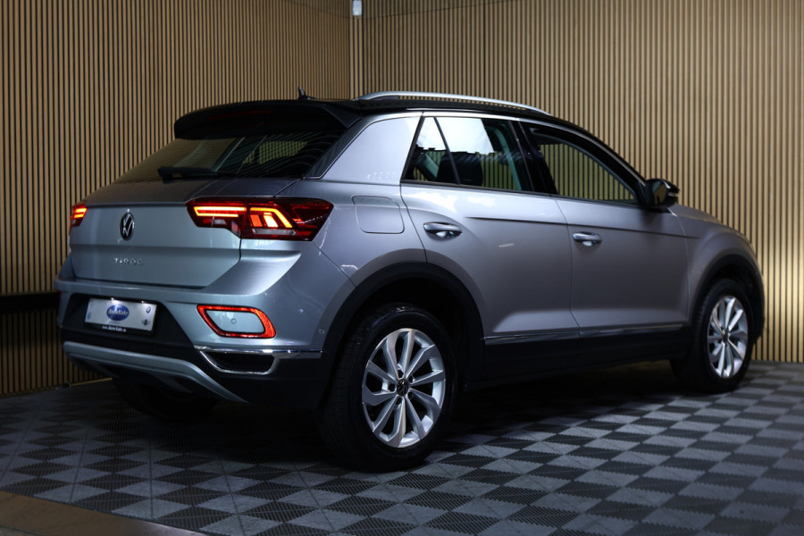 Volkswagen T-Roc 1.5 TSI Style DSG VIRTUAL CARPLAY CLIMA CAMERA PDC "23
