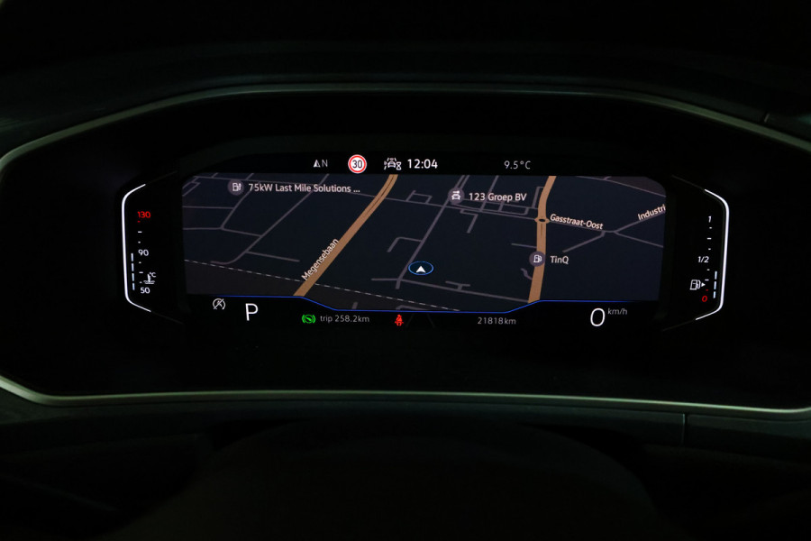 Volkswagen T-Roc 1.5 TSI Style DSG VIRTUAL CARPLAY CLIMA CAMERA PDC "23