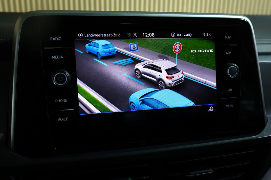 Volkswagen T-Roc 1.5 TSI Style DSG VIRTUAL CARPLAY CLIMA CAMERA PDC "23