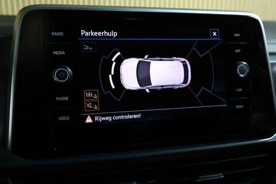 Volkswagen T-Roc 1.5 TSI Style DSG VIRTUAL CARPLAY CLIMA CAMERA PDC "23