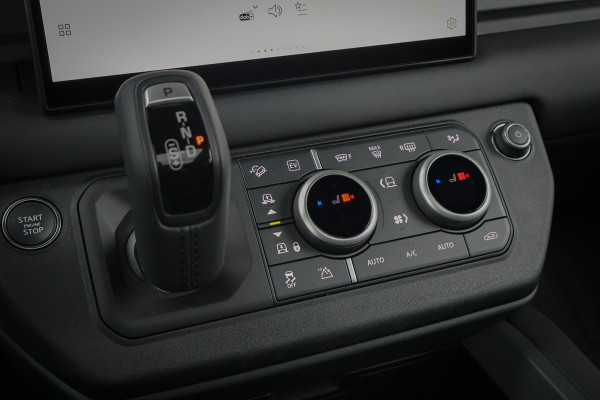 Land Rover Defender 110 2.0 P300e 110 X-Dynamic SE | STOELVERWARMING | ADATIVE CRUISE | STUURVERWARMING | PANORAMADAK | 360 CAMERA | HEAD UP |