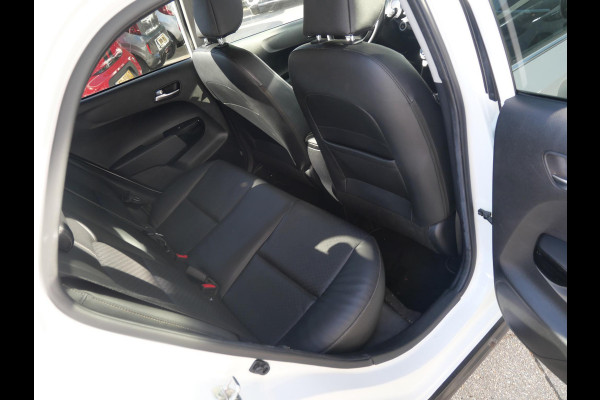Kia Picanto 1.2 CVVT X-Line | Trekhaak | Allseason | Navi | Leder | 16''LM |