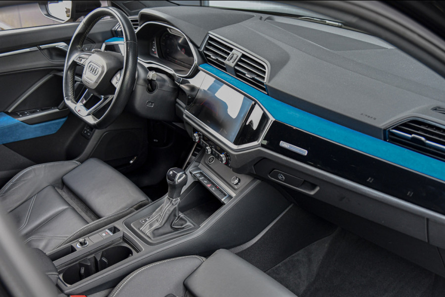 Audi Q3 Sportback 45 TFSI e 3x S-Line, Sonos. Matrix, Leder, 20", Keyless, Camera, Dodehoek, Ambient, Carplay!