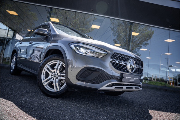 Mercedes-Benz GLA 250 e Style ** Panodak ** Trekhaak ** LED **