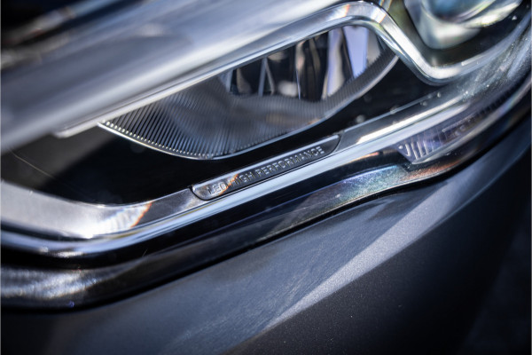 Mercedes-Benz GLA 250 e Style ** Panodak ** Trekhaak ** LED **