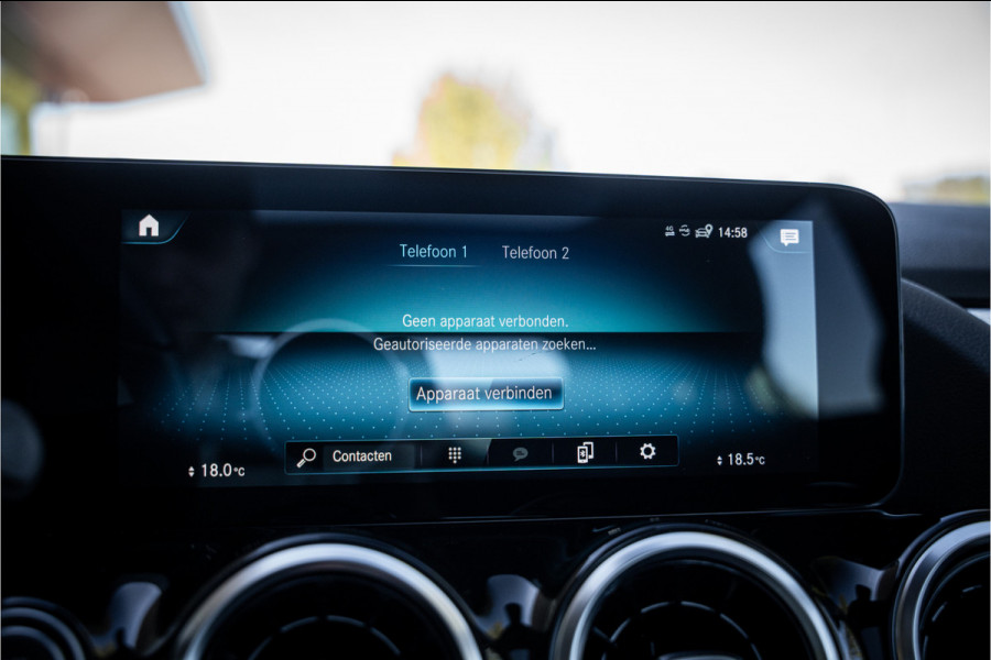 Mercedes-Benz GLA 250 e Style ** Panodak ** Trekhaak ** LED **