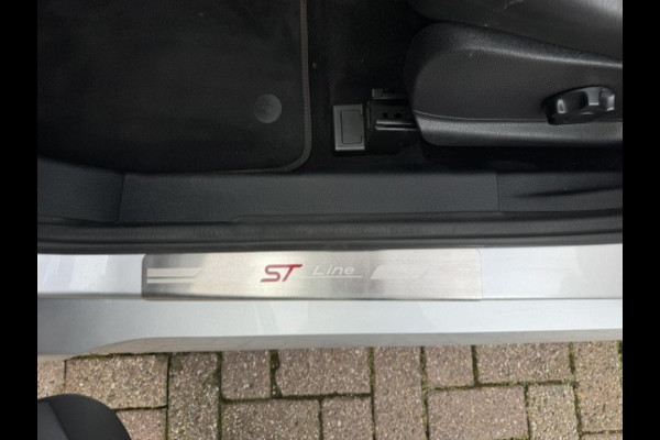 Ford EcoSport 1.0 ST-Line - Trekhaak - LED - Keyless