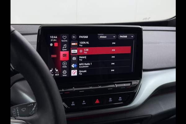 Volkswagen ID.4 First 82kWh Trekhaak Warmtepomp SOH 90% Adap.Cruise Stoelverwarming Apple Carplay Android Auto Navi Ecc Camera Lmv 20" Voorruitverwarming Privacy Glas Led DAB 1.000KG Trekgewicht Origineel Nederlandse Auto