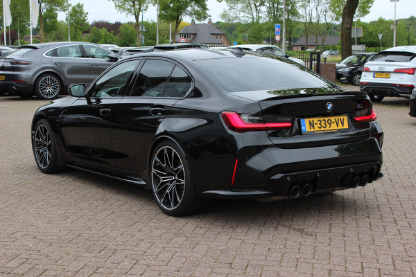 BMW 3 Serie M3 Competition / 360Camera / Carbon / Head-up / Keyless / Leder / 19'' / CarPlay / Dealer onderhouden / Stuur+Stoelverwarming / Dodehoek / DAB / ACC