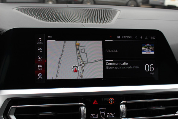 BMW 3 Serie M3 Competition / 360Camera / Carbon / Head-up / Keyless / Leder / 19'' / CarPlay / Dealer onderhouden / Stuur+Stoelverwarming / Dodehoek / DAB / ACC