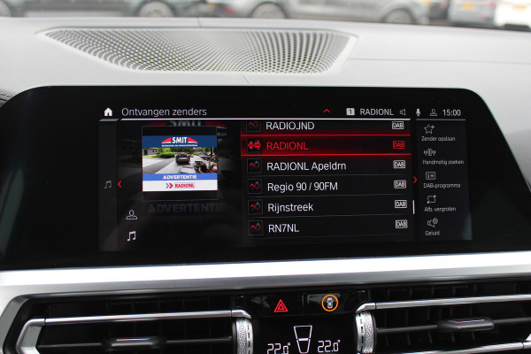 BMW 3 Serie M3 Competition / 360Camera / Carbon / Head-up / Keyless / Leder / 19'' / CarPlay / Dealer onderhouden / Stuur+Stoelverwarming / Dodehoek / DAB / ACC