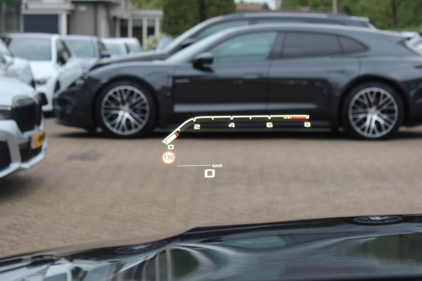BMW 3 Serie M3 Competition / 360Camera / Carbon / Head-up / Keyless / Leder / 19'' / CarPlay / Dealer onderhouden / Stuur+Stoelverwarming / Dodehoek / DAB / ACC