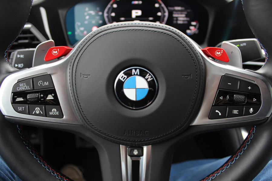 BMW 3 Serie M3 Competition / 360Camera / Carbon / Head-up / Keyless / Leder / 19'' / CarPlay / Dealer onderhouden / Stuur+Stoelverwarming / Dodehoek / DAB / ACC