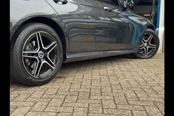 Mercedes-Benz E-Klasse 200 AMG 2022 AUT NAVI LEDER LM NAP!